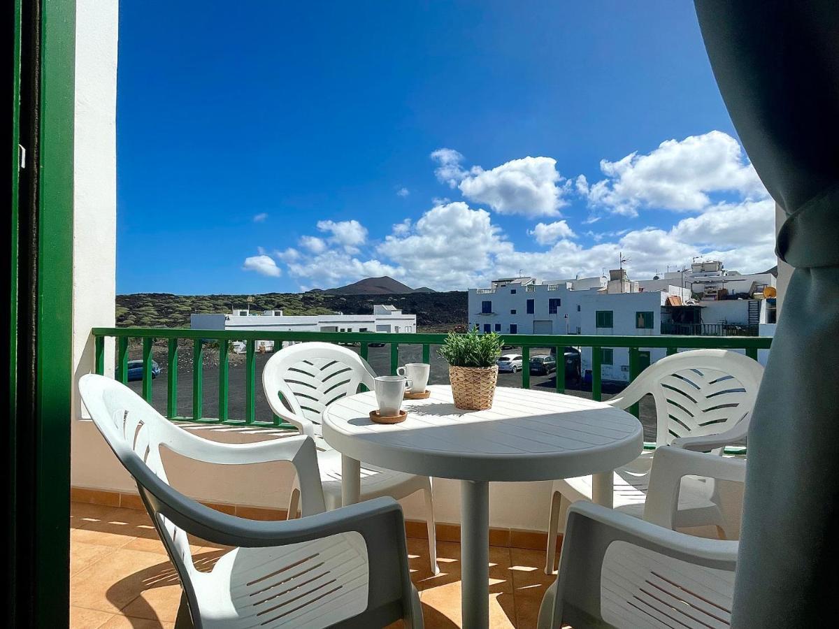 Maresia Apartamento エル・ゴルフォ エクステリア 写真